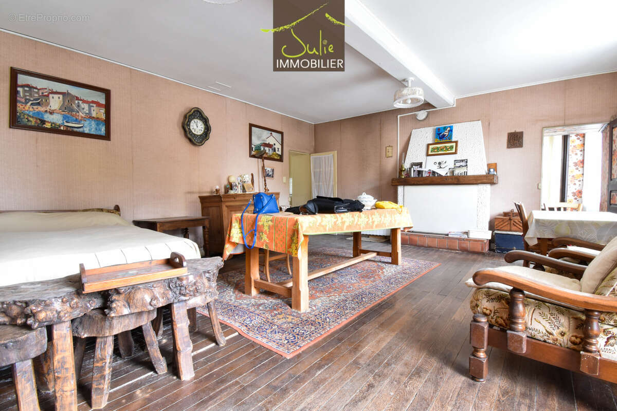 Maison à LA FORET-SUR-SEVRE