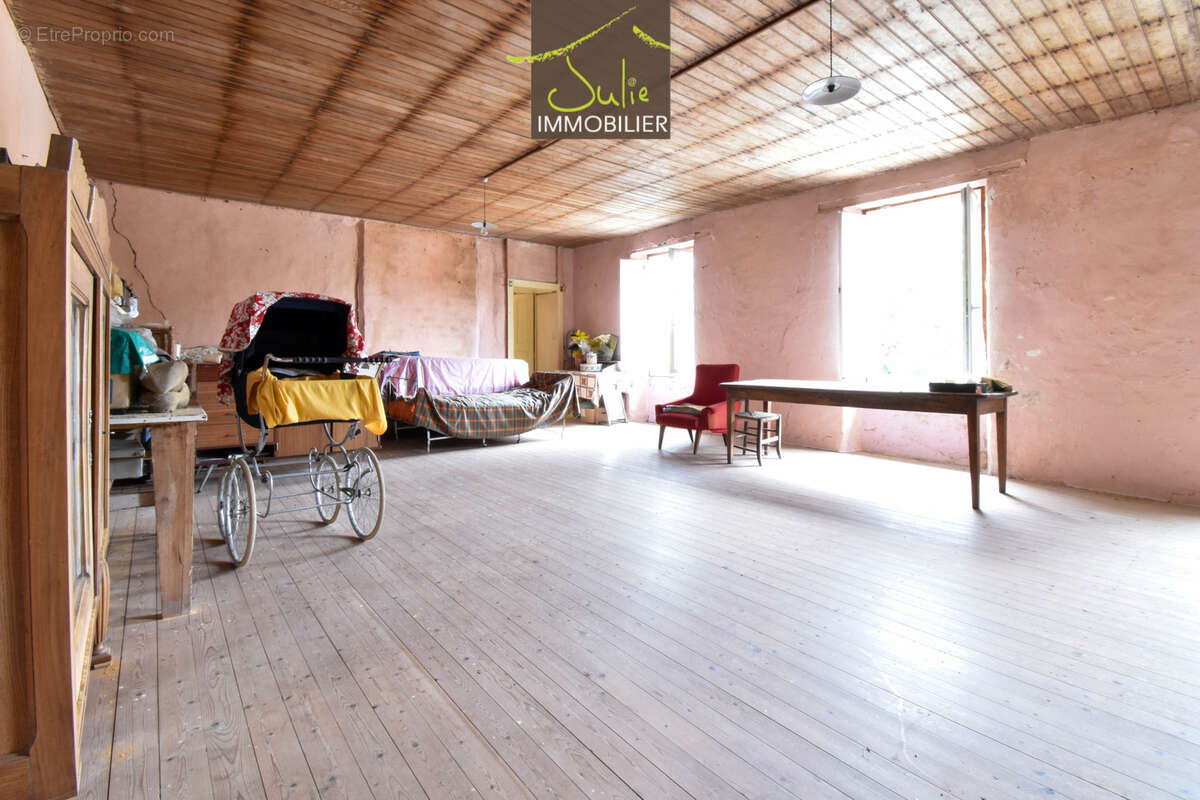 Maison à LA FORET-SUR-SEVRE