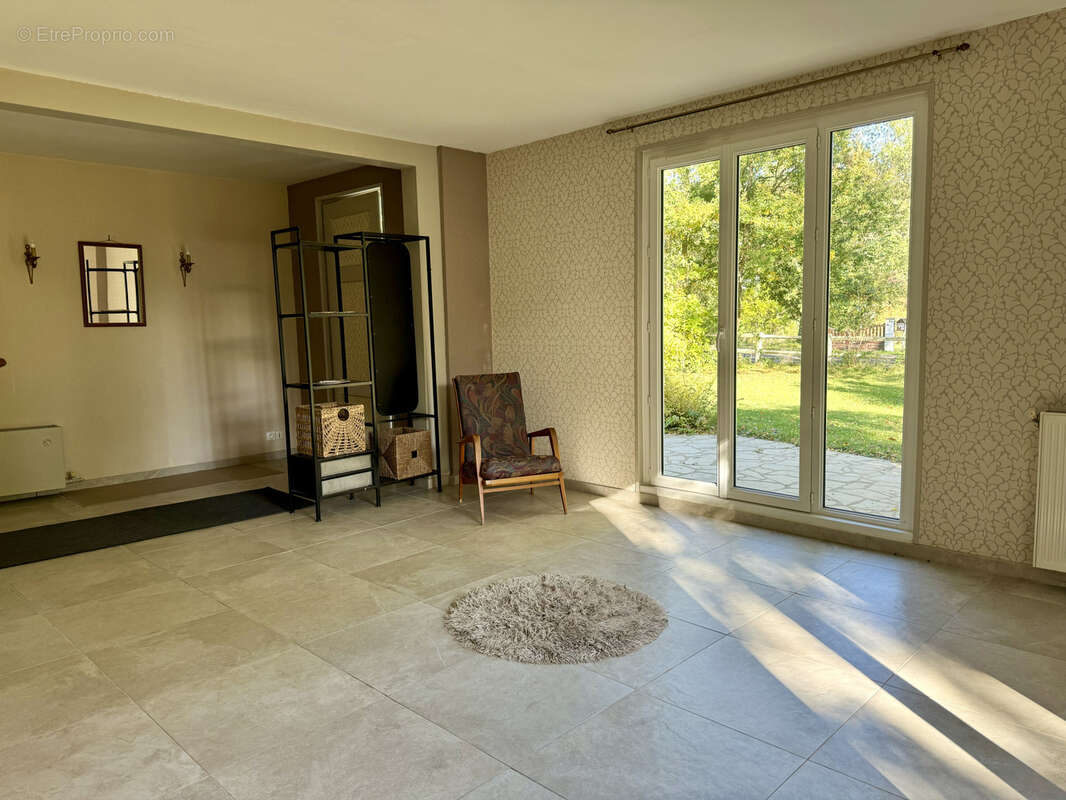 Maison à MONTCRESSON