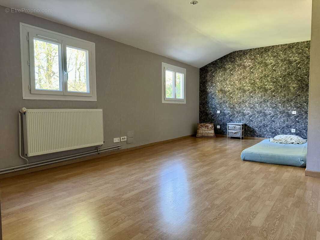 Maison à MONTCRESSON