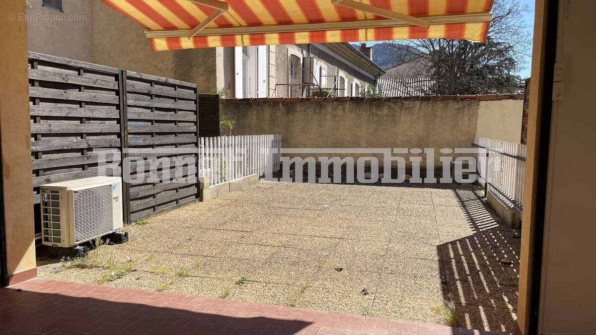 Appartement à NYONS