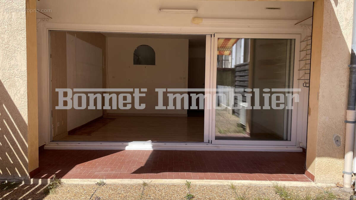 Appartement à NYONS