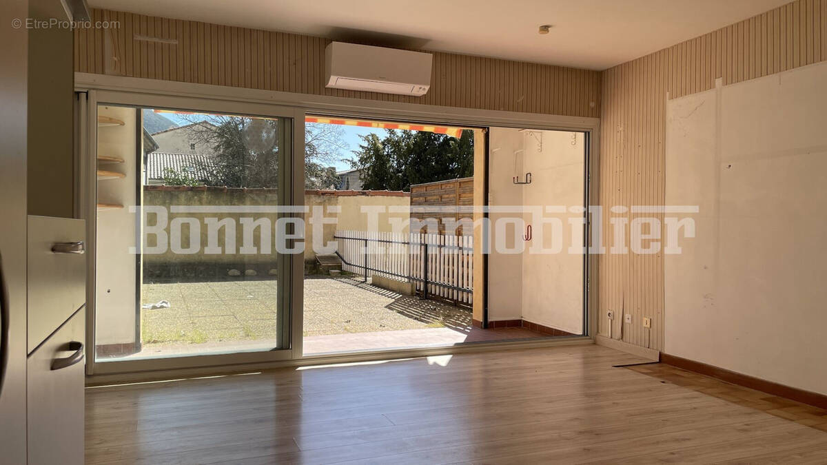 Appartement à NYONS