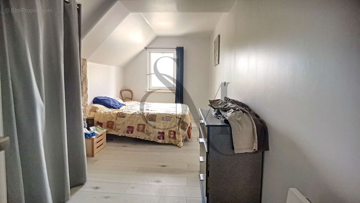 Maison à PERS-EN-GATINAIS