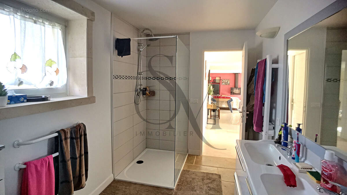 Maison à PERS-EN-GATINAIS