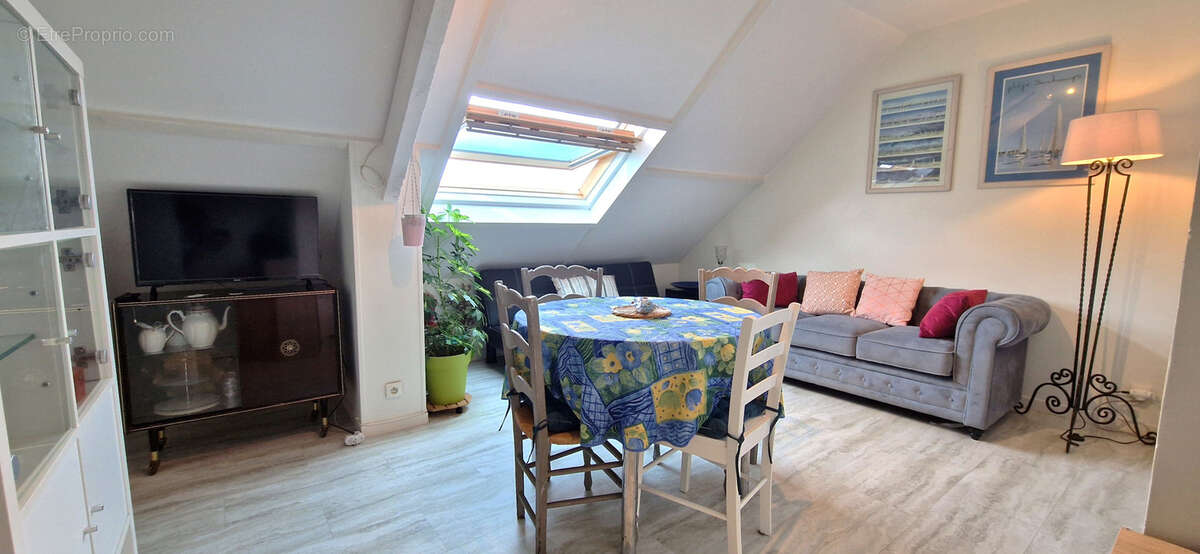 Appartement à GRANDCAMP-MAISY