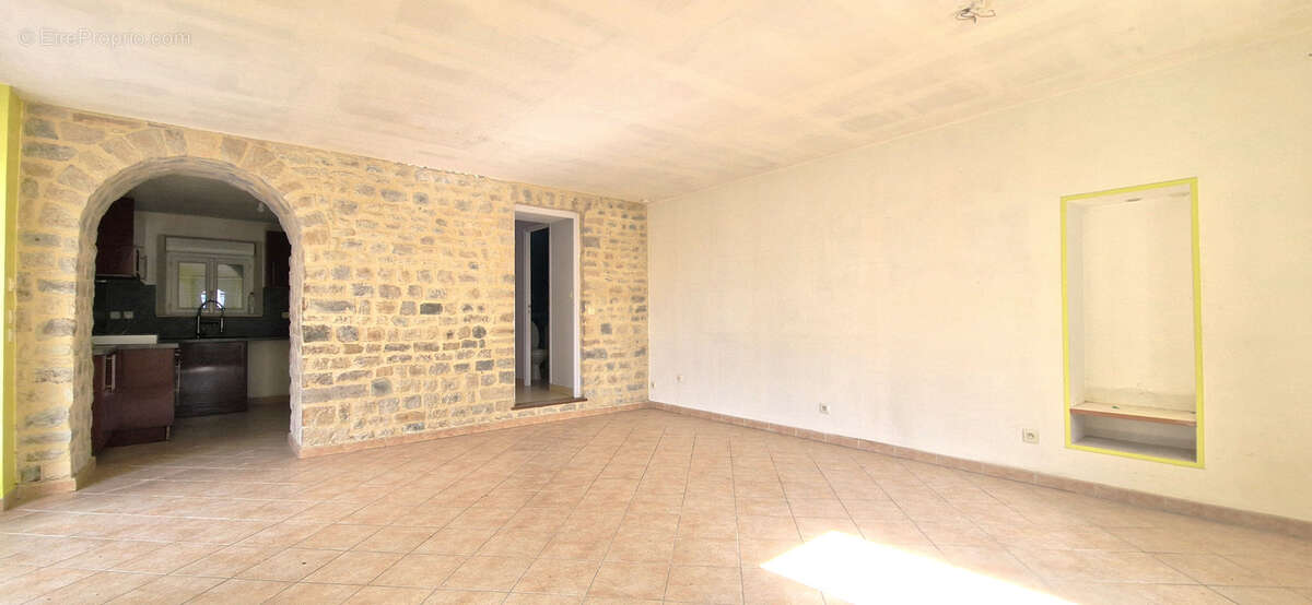 Maison à OSMANVILLE