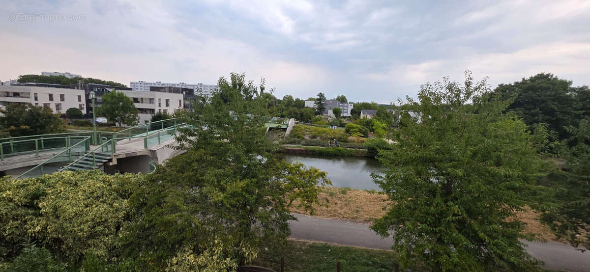 Maison à JARVILLE-LA-MALGRANGE