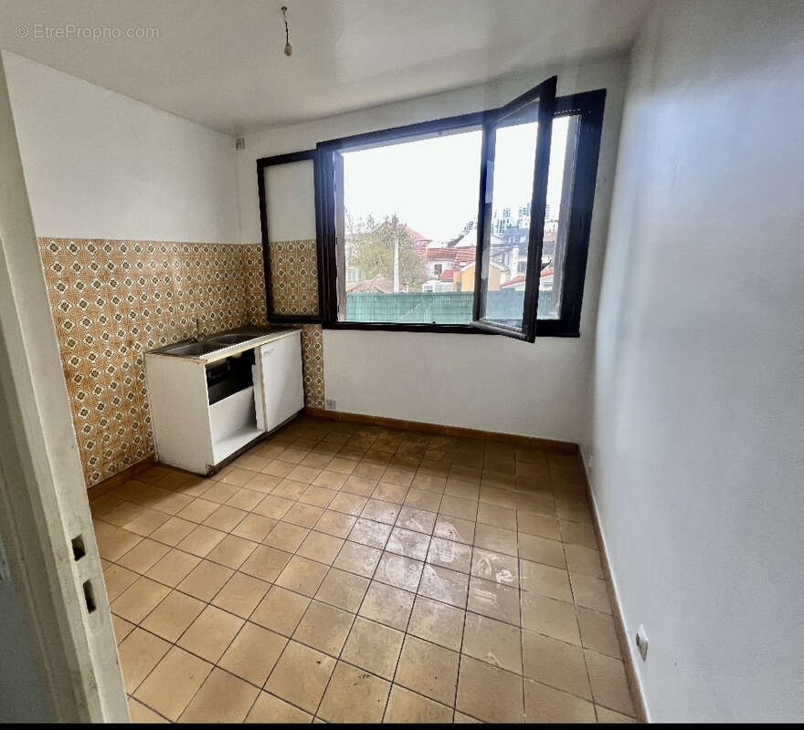 Appartement à ISSY-LES-MOULINEAUX