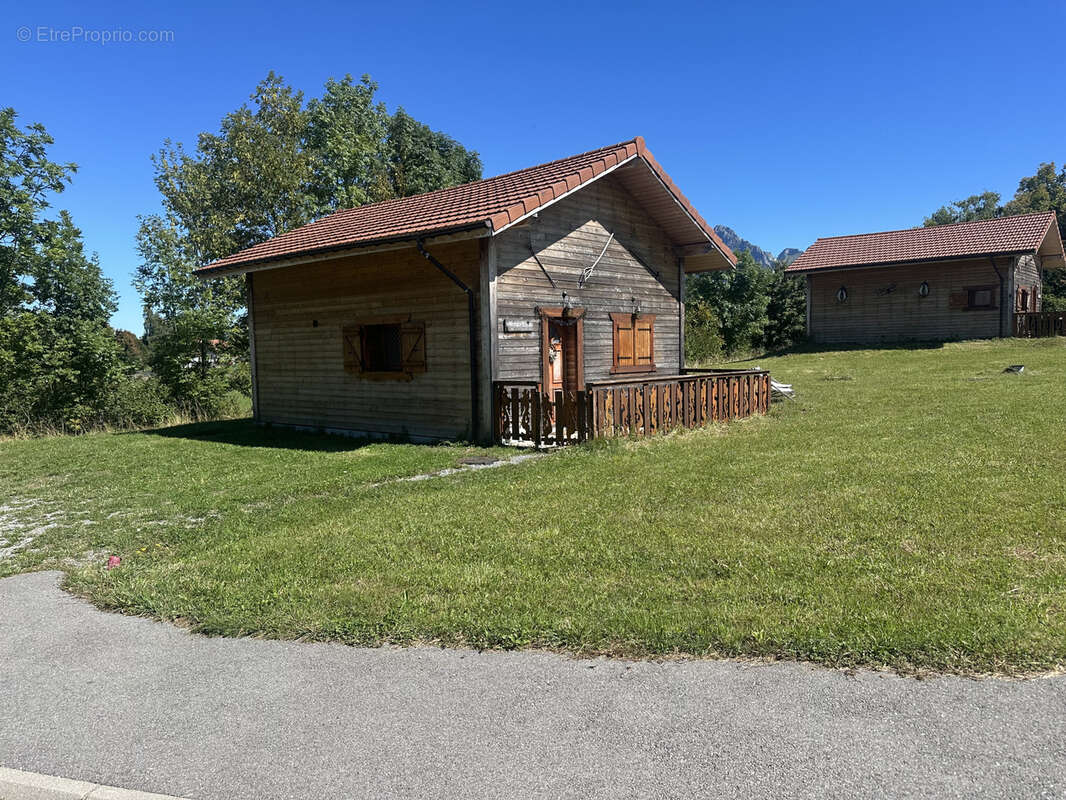 Maison à SAINT-PAUL-EN-CHABLAIS