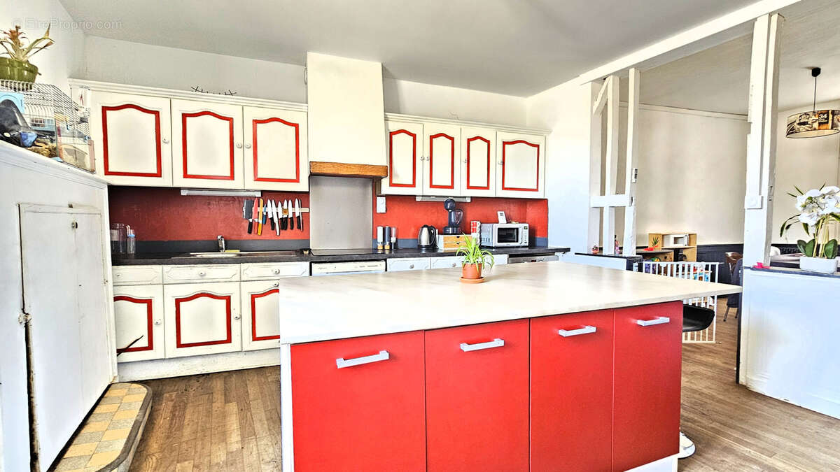 Maison à LOUVIGNE-DE-BAIS