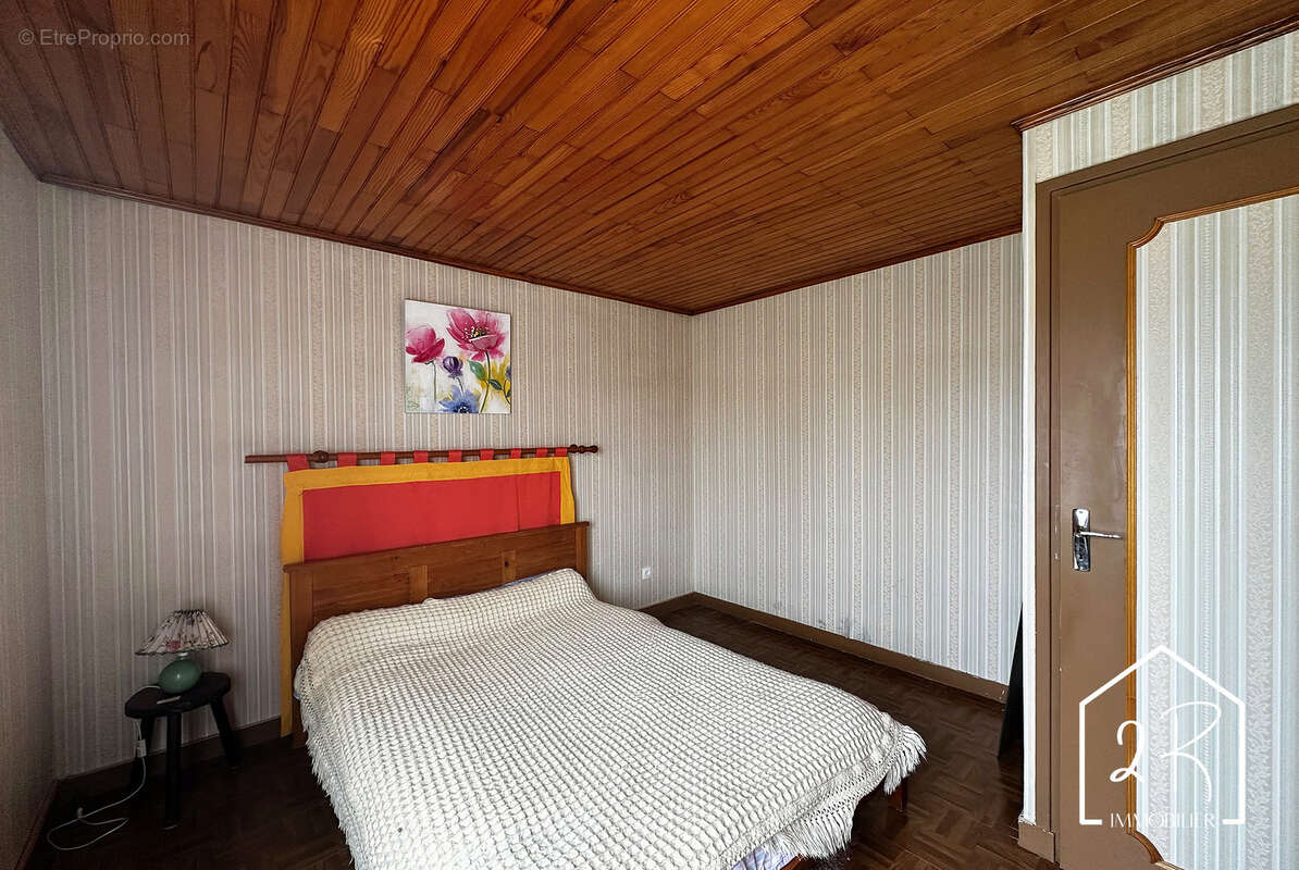 Maison à SEREZIN-DU-RHONE