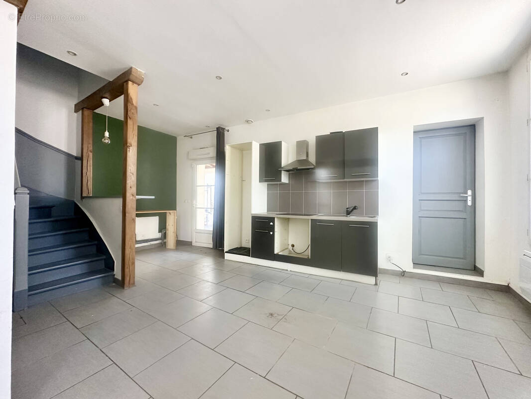 Maison à SAINT-MARTIN-EN-BIERE