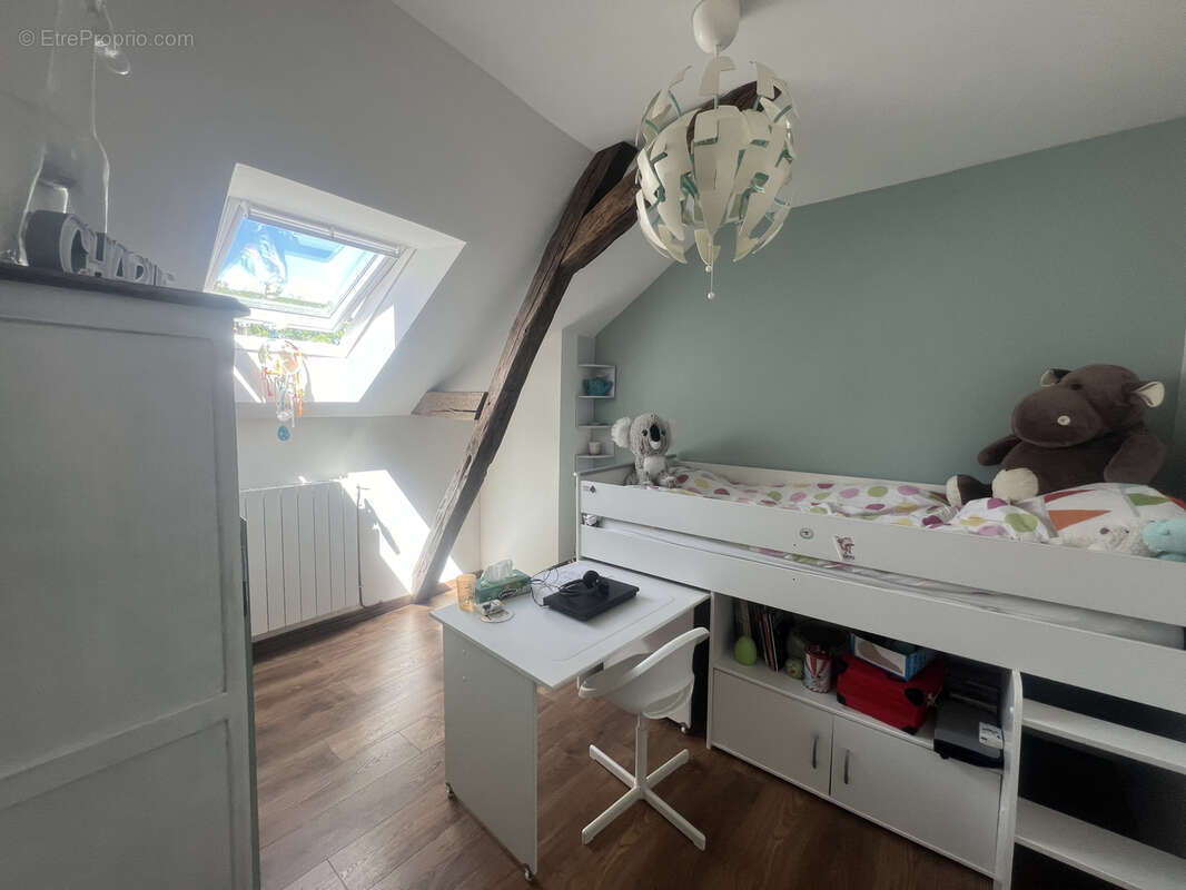 Maison à SAINT-CYR-SUR-LOIRE