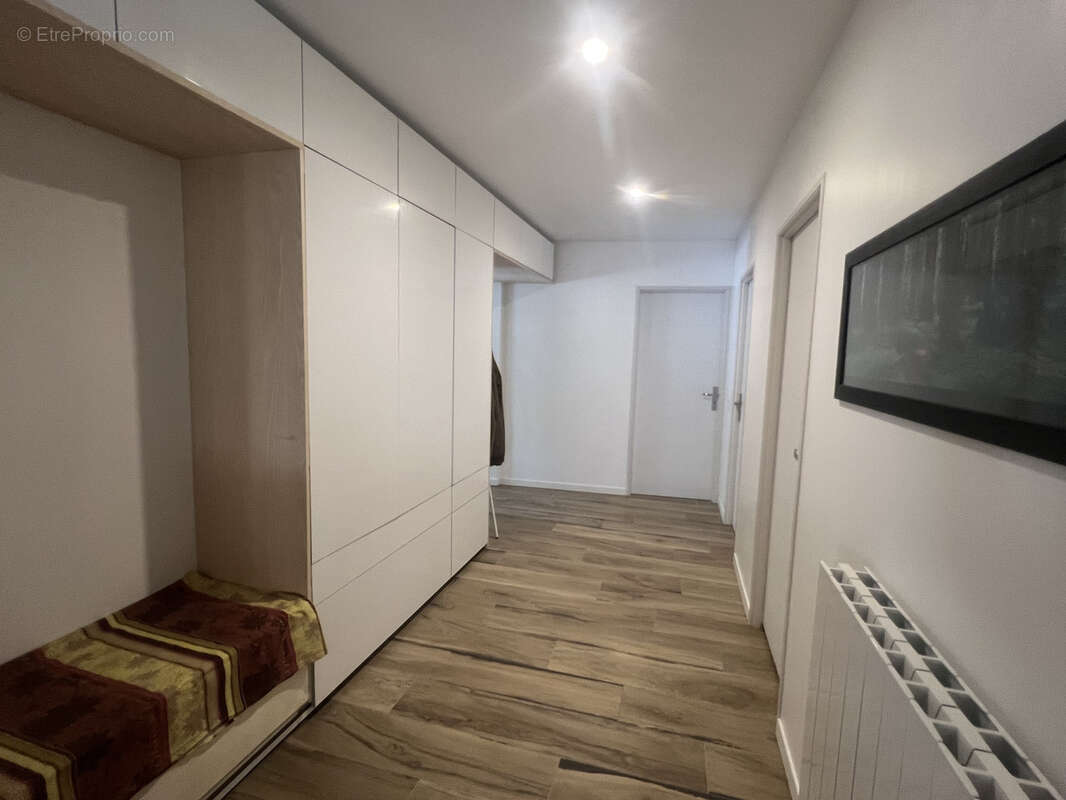 Maison à SAINT-CYR-SUR-LOIRE