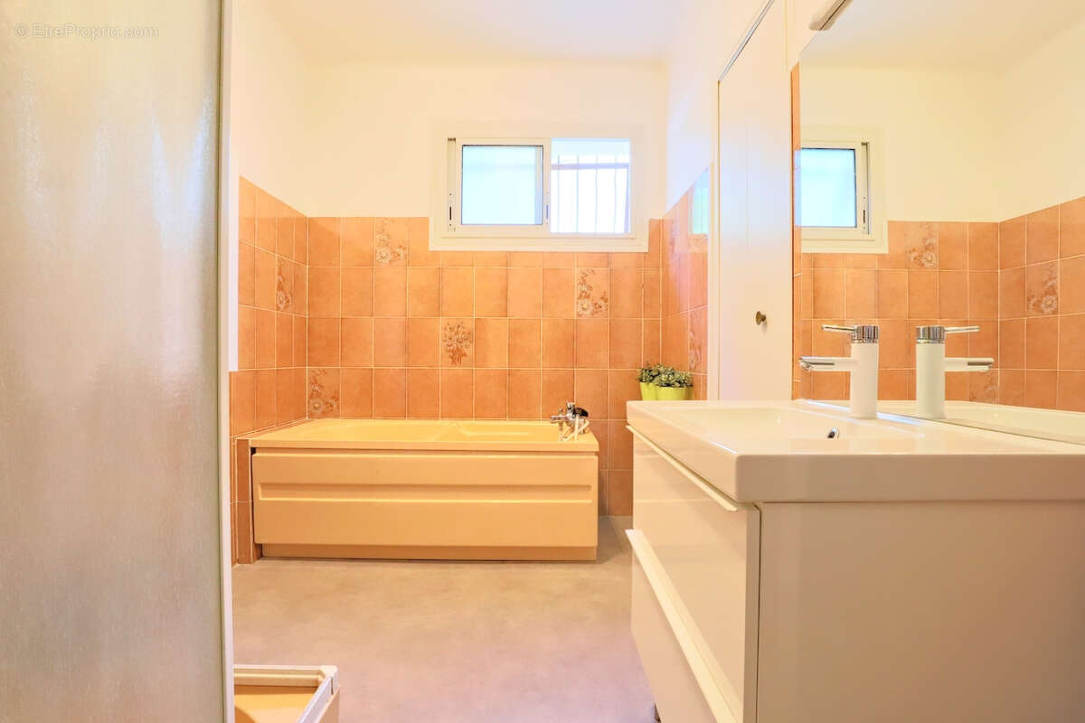 Maison à PIERREFEU-DU-VAR