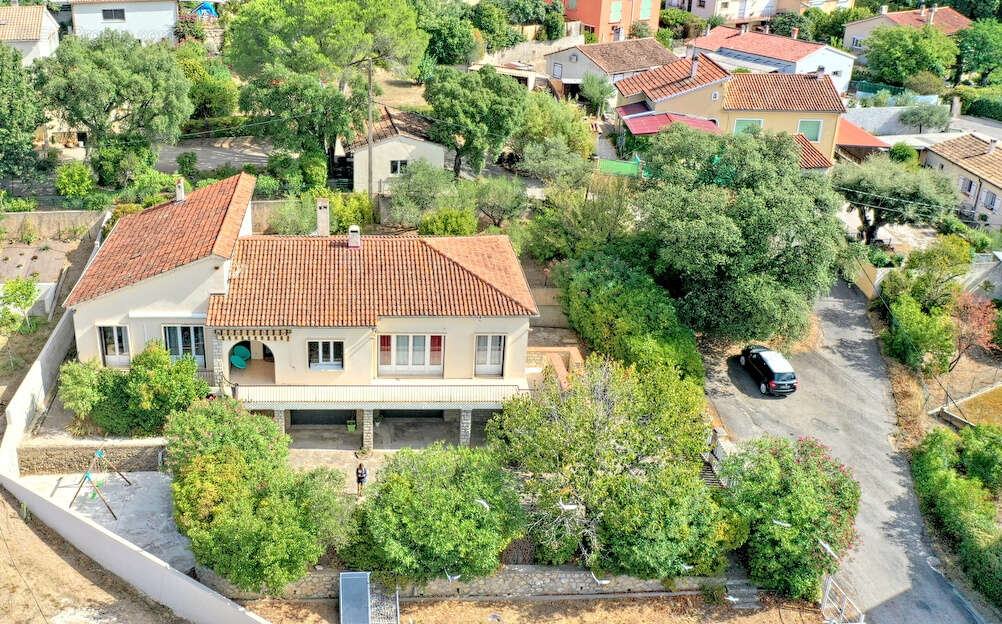 Maison à PIERREFEU-DU-VAR