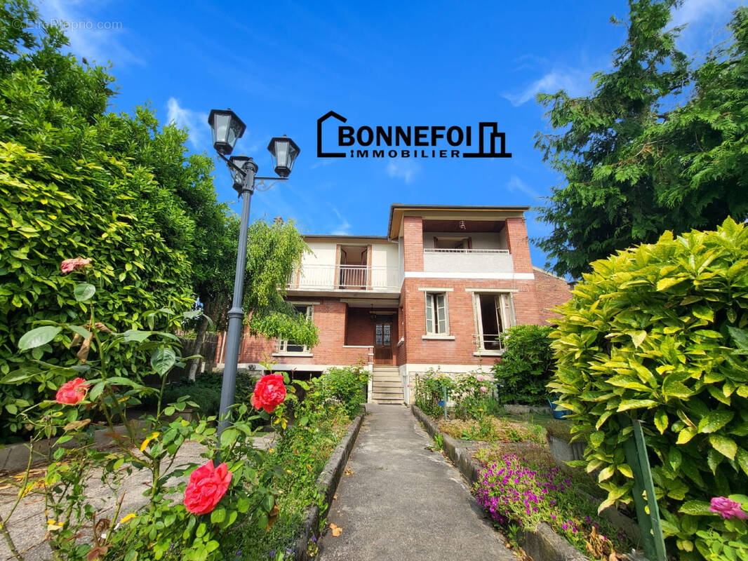 Maison à CHAMPIGNY-SUR-MARNE