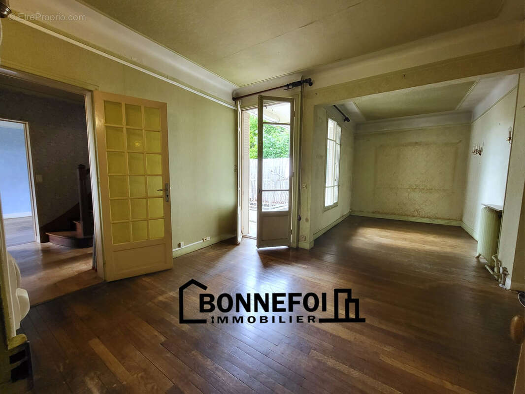 Maison à CHAMPIGNY-SUR-MARNE