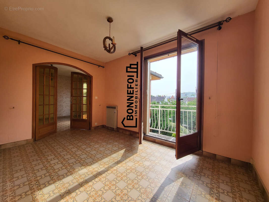 Maison à CHAMPIGNY-SUR-MARNE