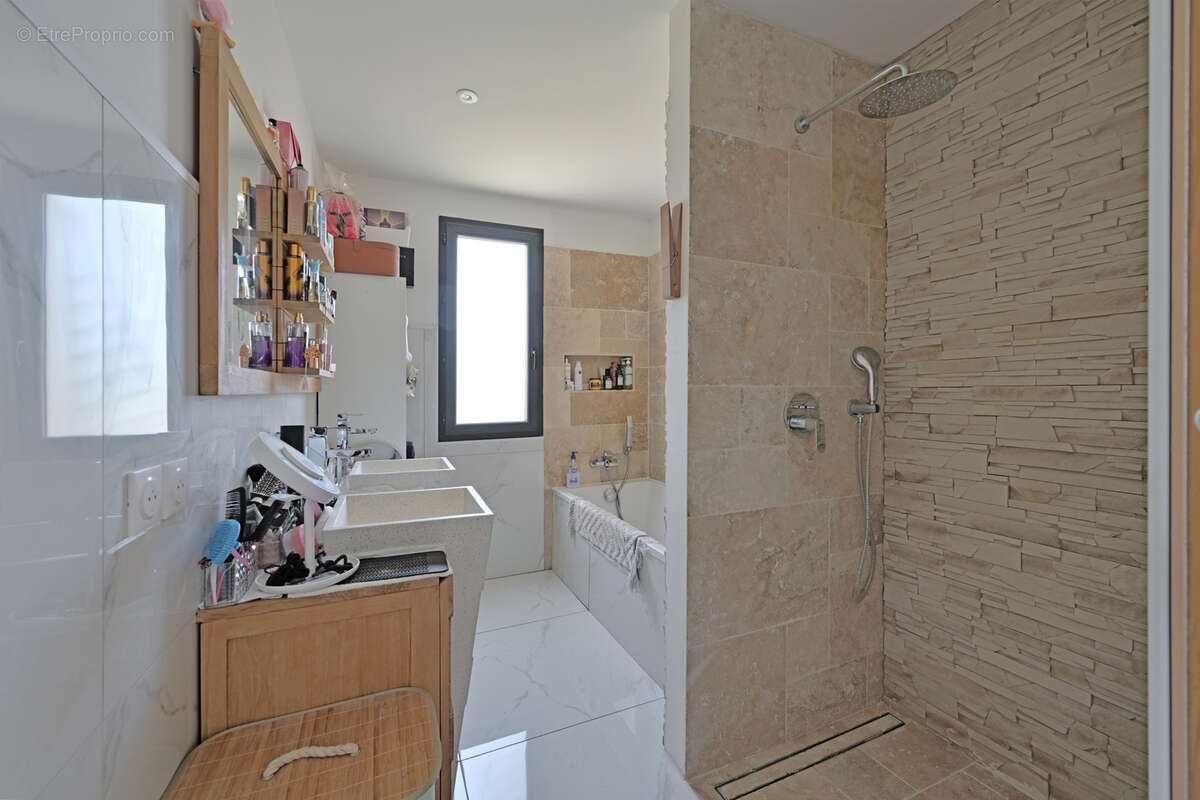 Maison à BEAUVOISIN