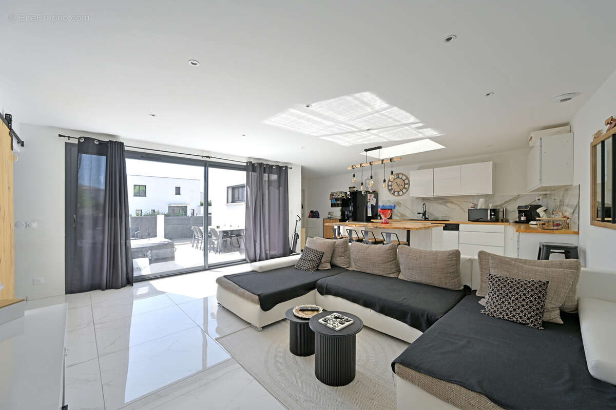 Maison à BEAUVOISIN