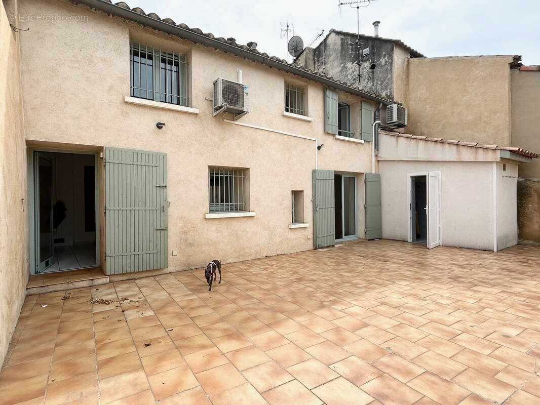 Maison à BAGNOLS-SUR-CEZE