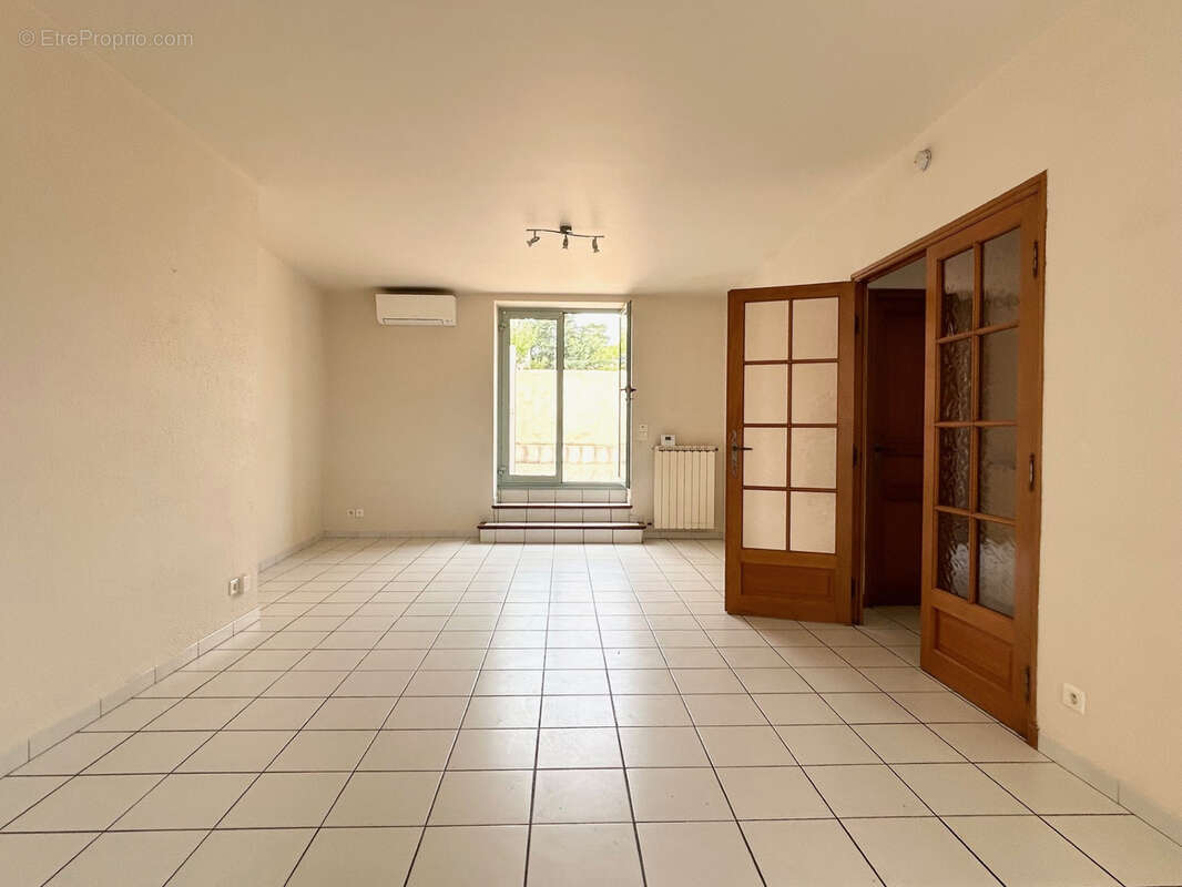 Maison à BAGNOLS-SUR-CEZE