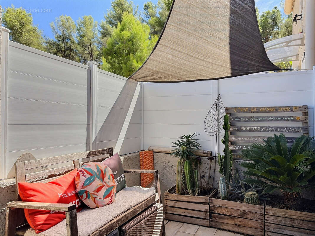 Appartement à CARQUEIRANNE