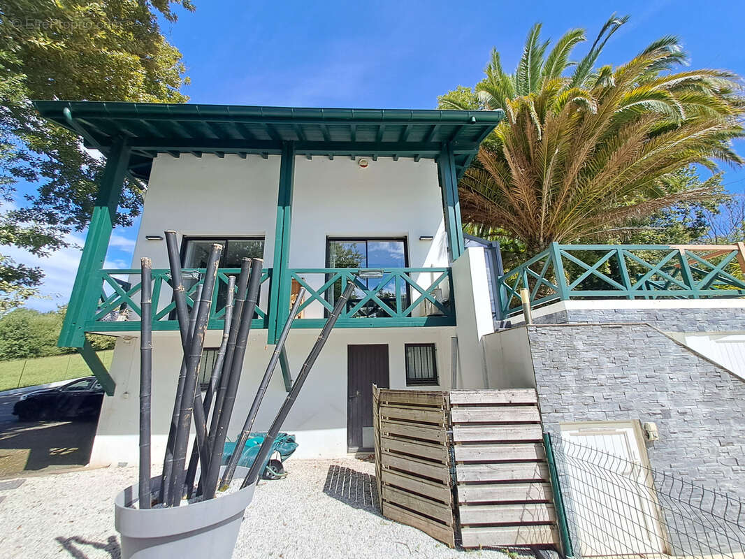 Maison à SAINT-PIERRE-D&#039;IRUBE