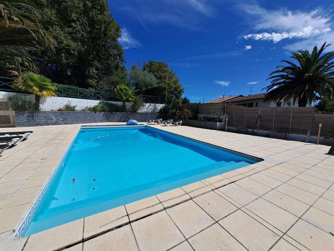 Maison à SAINT-PIERRE-D&#039;IRUBE