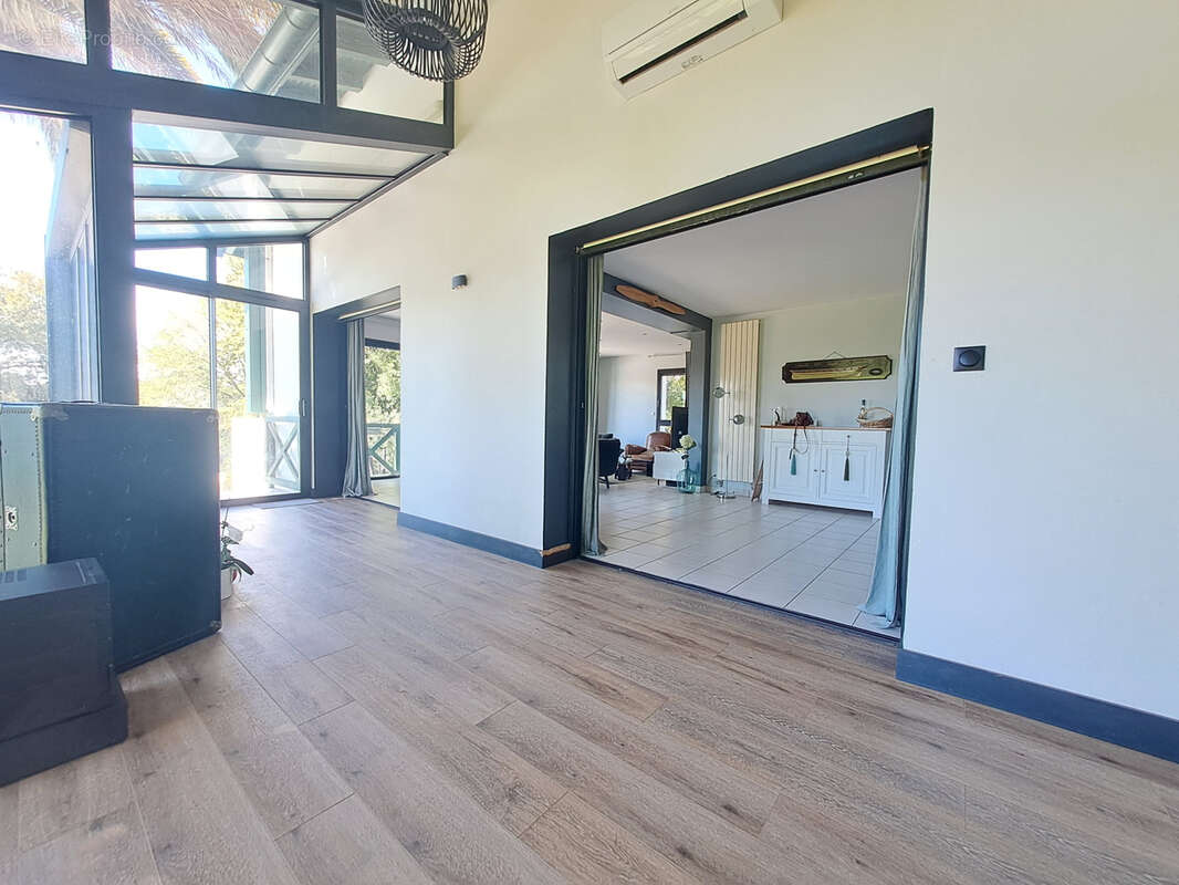 Maison à SAINT-PIERRE-D&#039;IRUBE