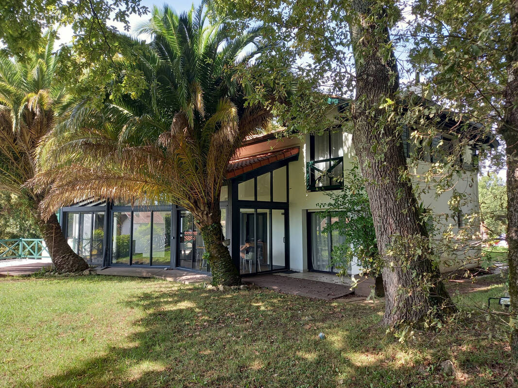 Maison à SAINT-PIERRE-D&#039;IRUBE