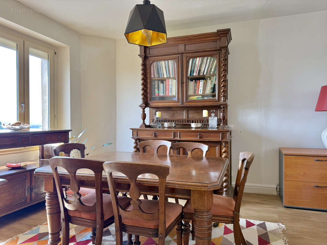 Maison à MONFLANQUIN