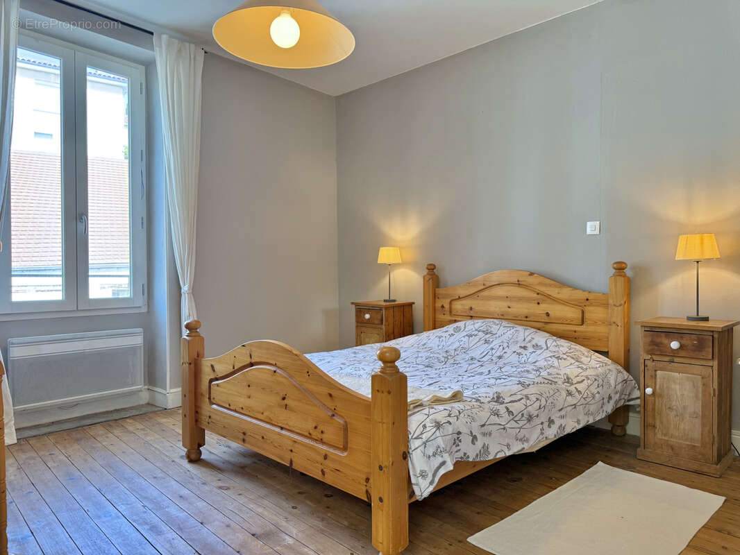 Maison à MONFLANQUIN