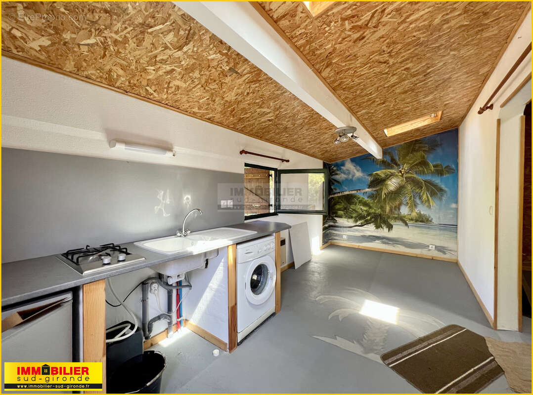 Maison à SAINT-MICHEL-DE-RIEUFRET