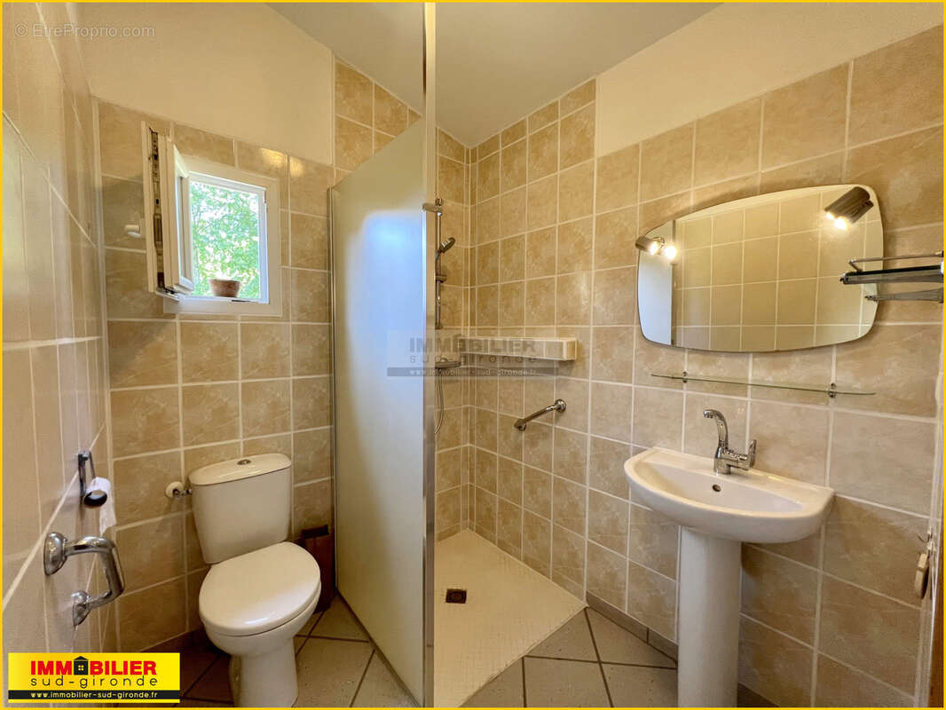 Maison à SAINT-MICHEL-DE-RIEUFRET