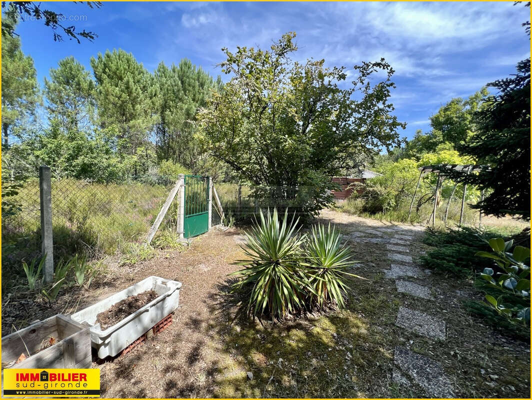 Maison à SAINT-MICHEL-DE-RIEUFRET