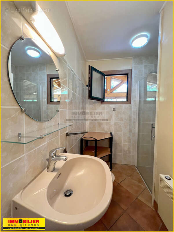 Maison à SAINT-MICHEL-DE-RIEUFRET