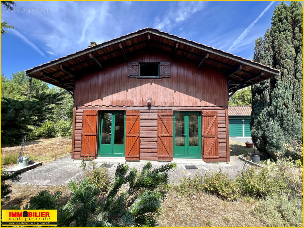 Maison à SAINT-MICHEL-DE-RIEUFRET