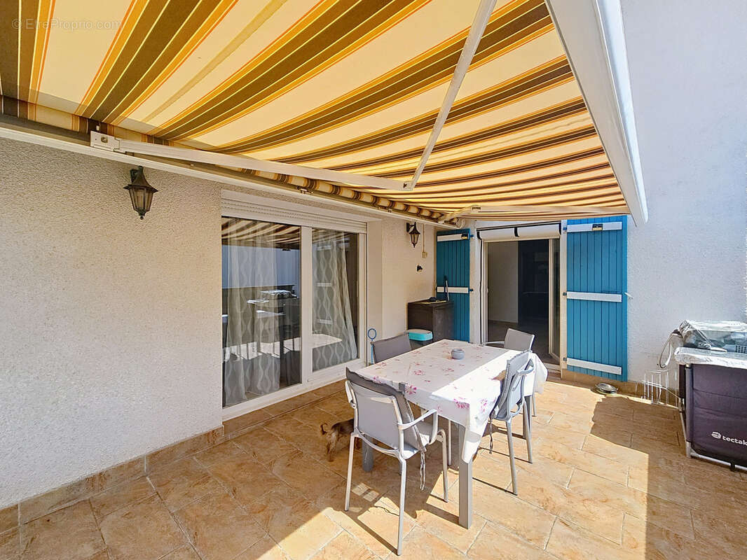 Maison à VILLE-LA-GRAND