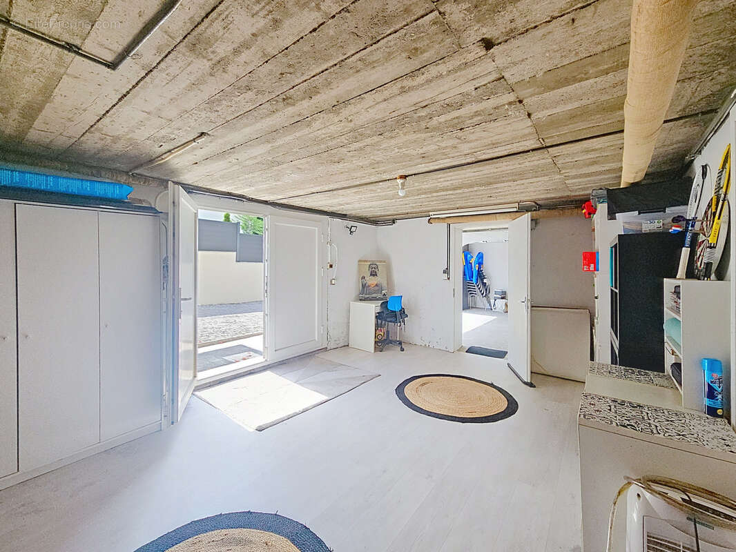 Maison à VILLE-LA-GRAND