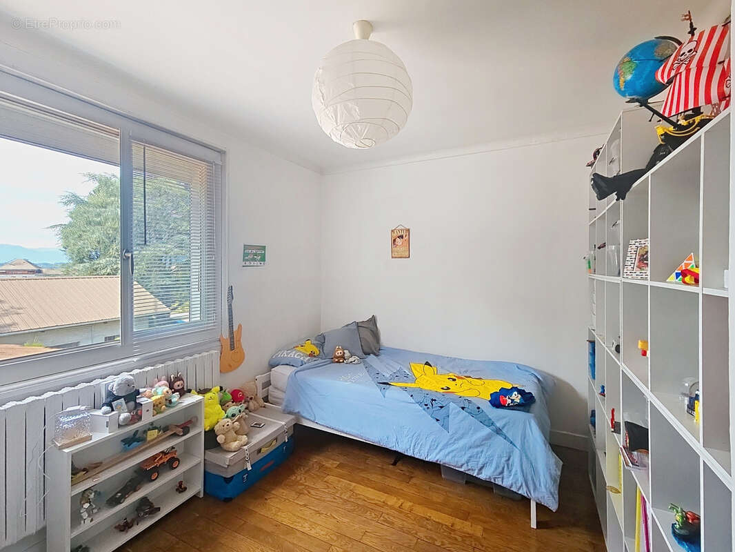 Maison à VILLE-LA-GRAND