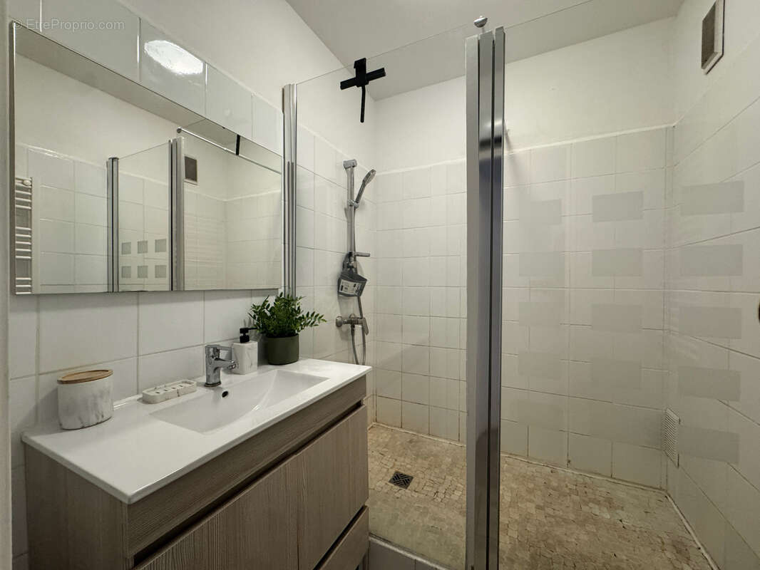 Appartement à PORT-DE-BOUC