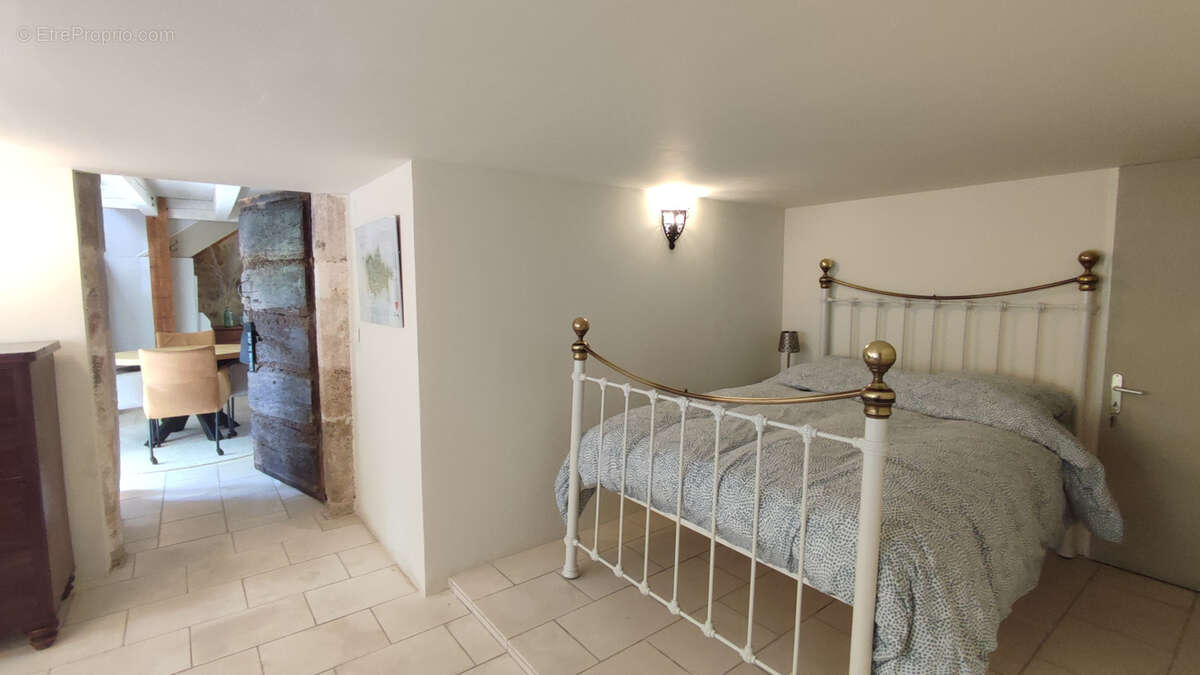 Maison à BAGAT-EN-QUERCY