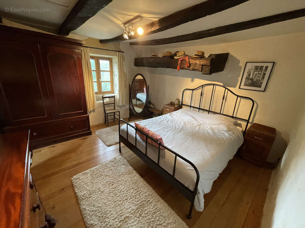 Maison à BAGAT-EN-QUERCY