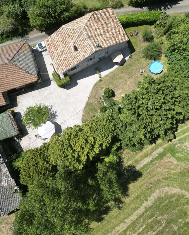 Maison à BAGAT-EN-QUERCY