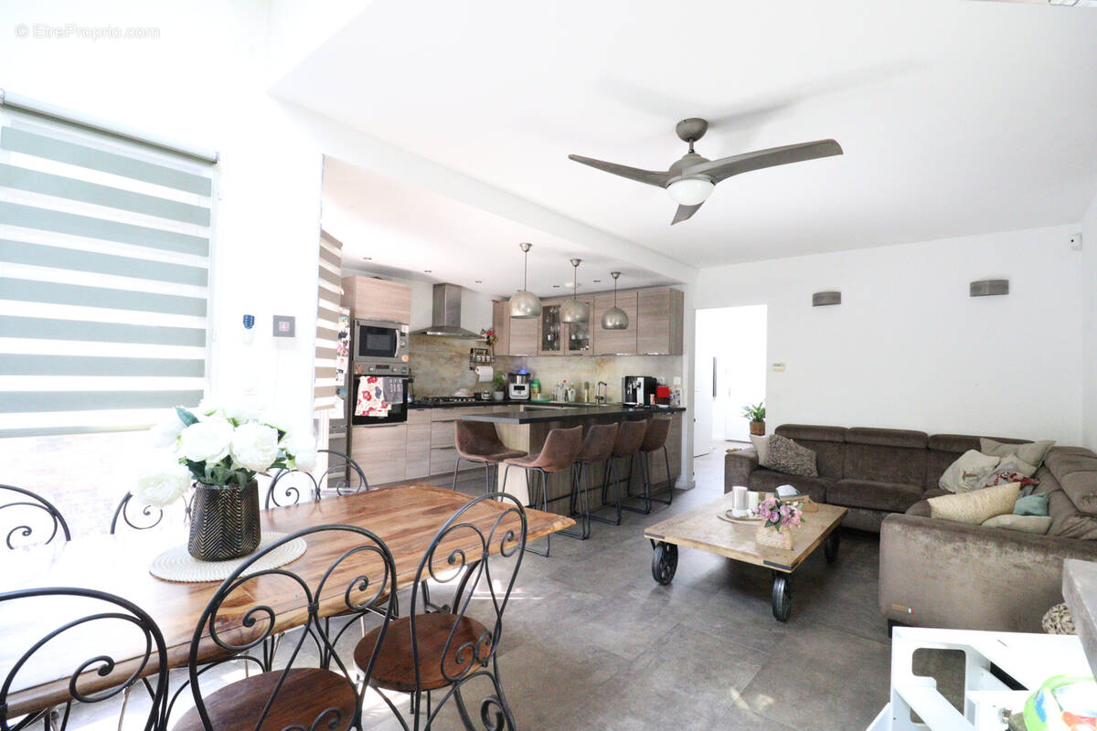 Maison à LE PONT-DE-CLAIX