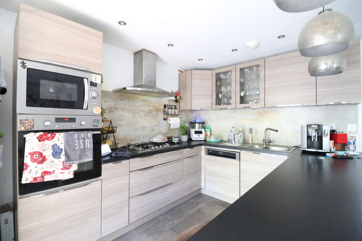 Maison à LE PONT-DE-CLAIX