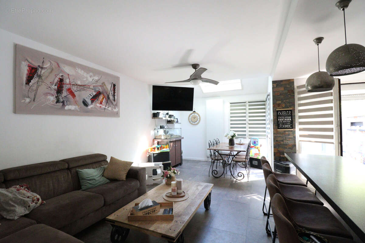 Maison à LE PONT-DE-CLAIX